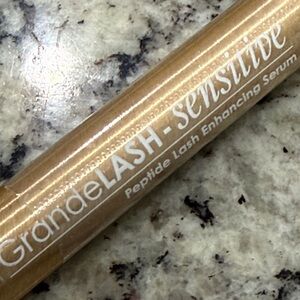 GrandeLASH Sensitive Lash Enhancing Serum